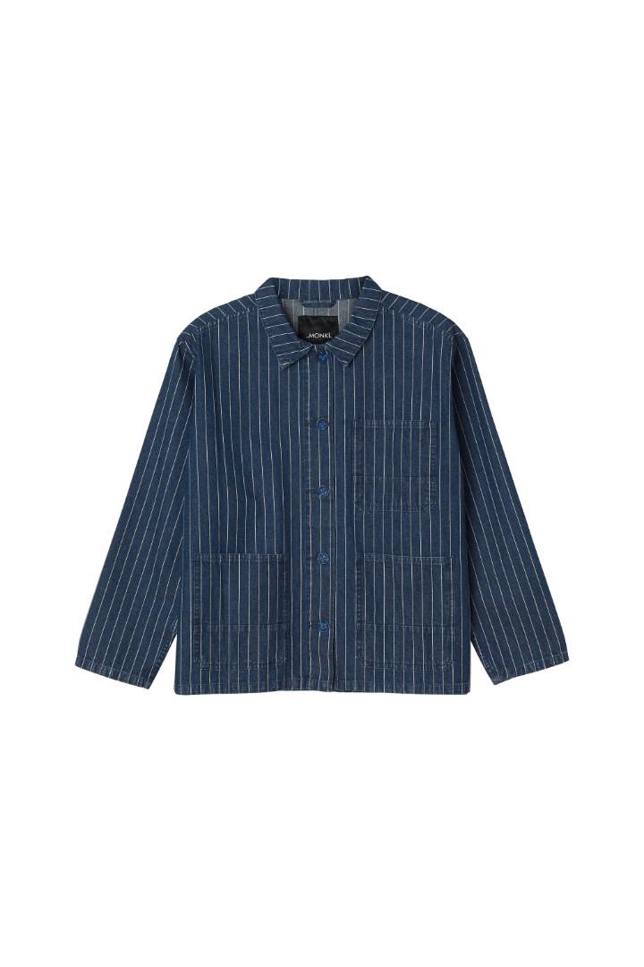 BNWT Monki Kia Pinstripe Boxy Button Up Jacket (Category: Coats, Jackets and Outerwear) located in Manila. Submitted by abthree (Listing ID 277401391, Image 1). Description: Has pinstriped design all-over. Collared with a boxy fit. Has 3 pockets in front. Bought online but never us*d. Still has tags intact Best fits small to medium frames. Oversized on smaller frames. Note: Sleeves are just folded in for aesthetic purposes. Check last picture to 