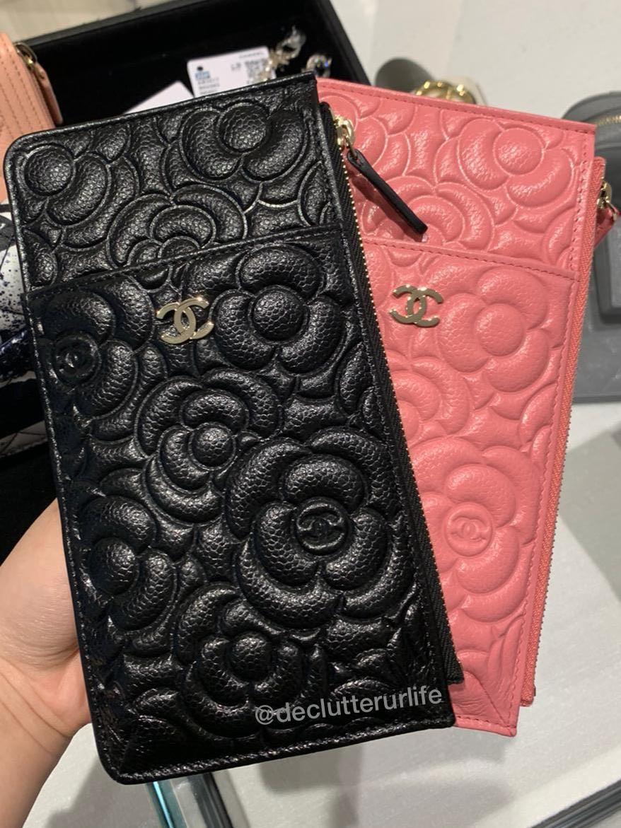 chanel handphone pouch