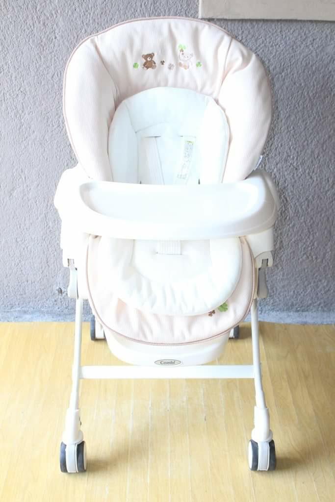 Combi swing shop high chair