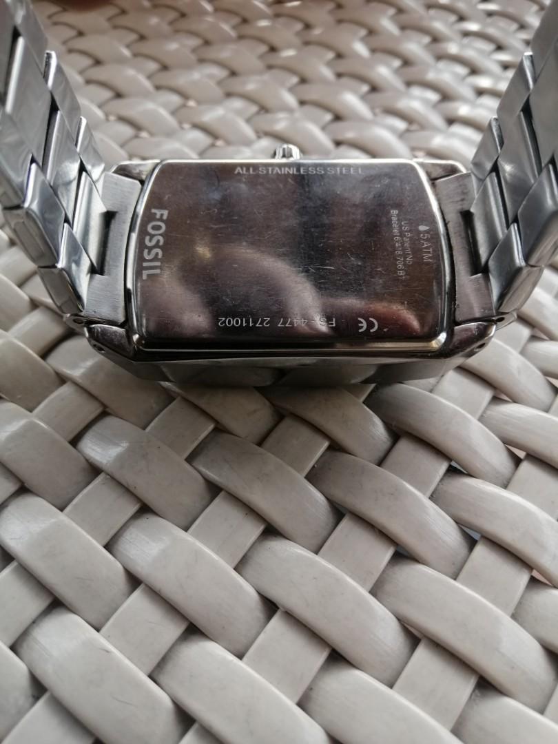 Fossil watch (Category: Women's Watches) located in Pasig City. Submitted by quickstorm_4239cb (Listing ID 277432580, Image 2). Description: .