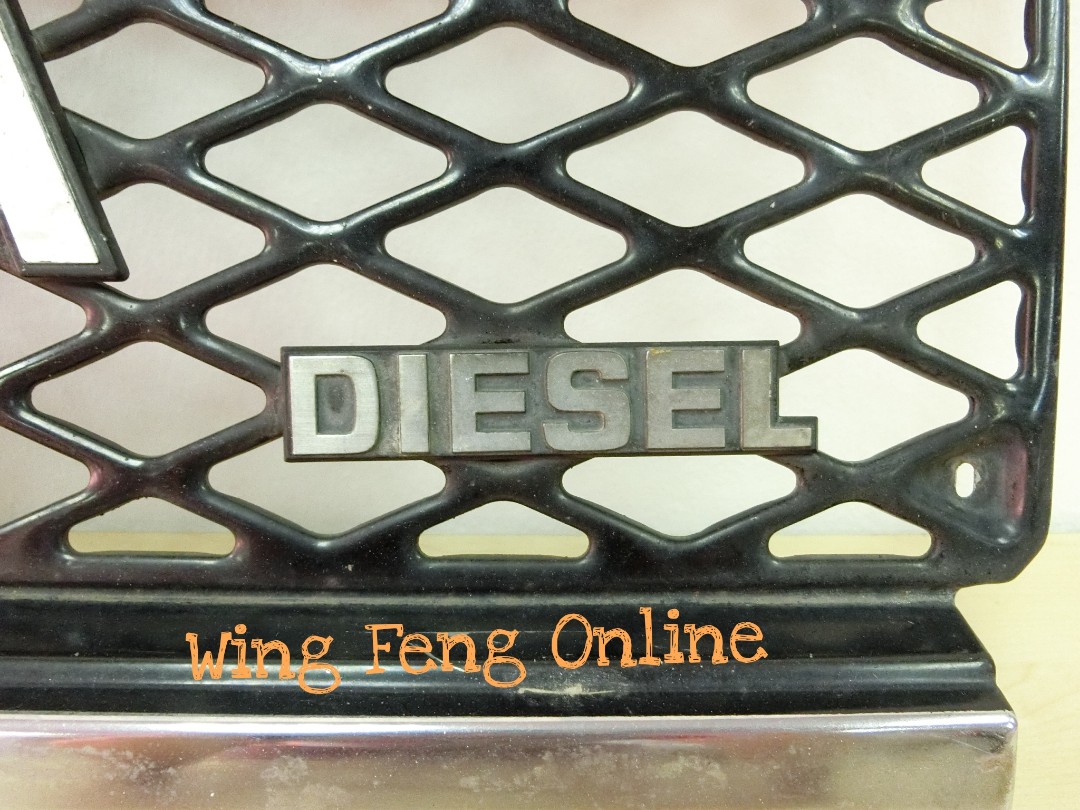 Genuine JDM Toyota Land Cruiser LJ70 Front Grille Radiator, Auto