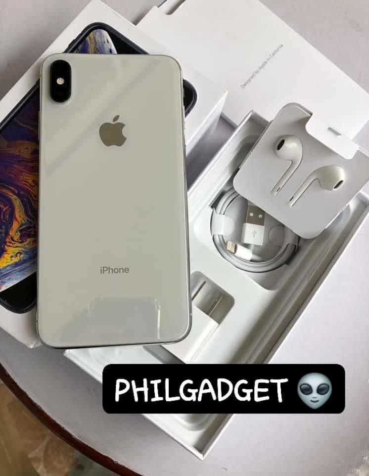 Iphone Xs Max 100 Battery Health Complete Fu On Carousell