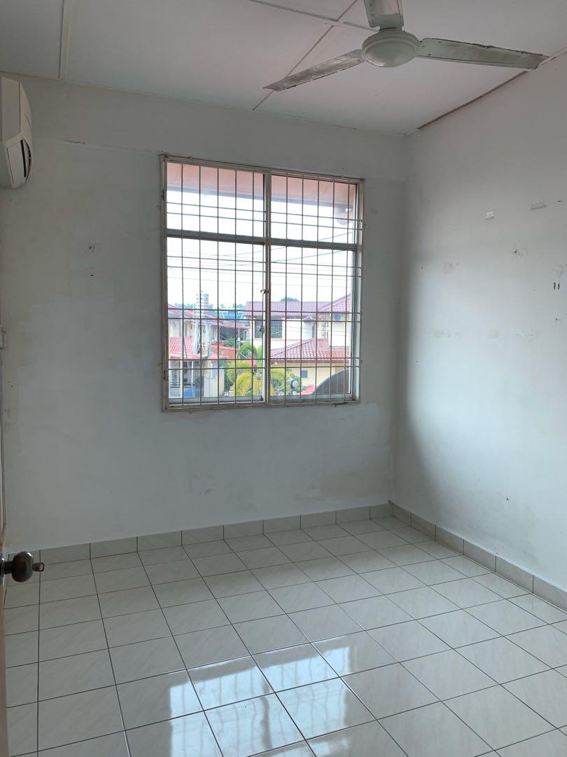 Kingfisher House Near UMS 1Borneo Hospital Likas Inanam, Property