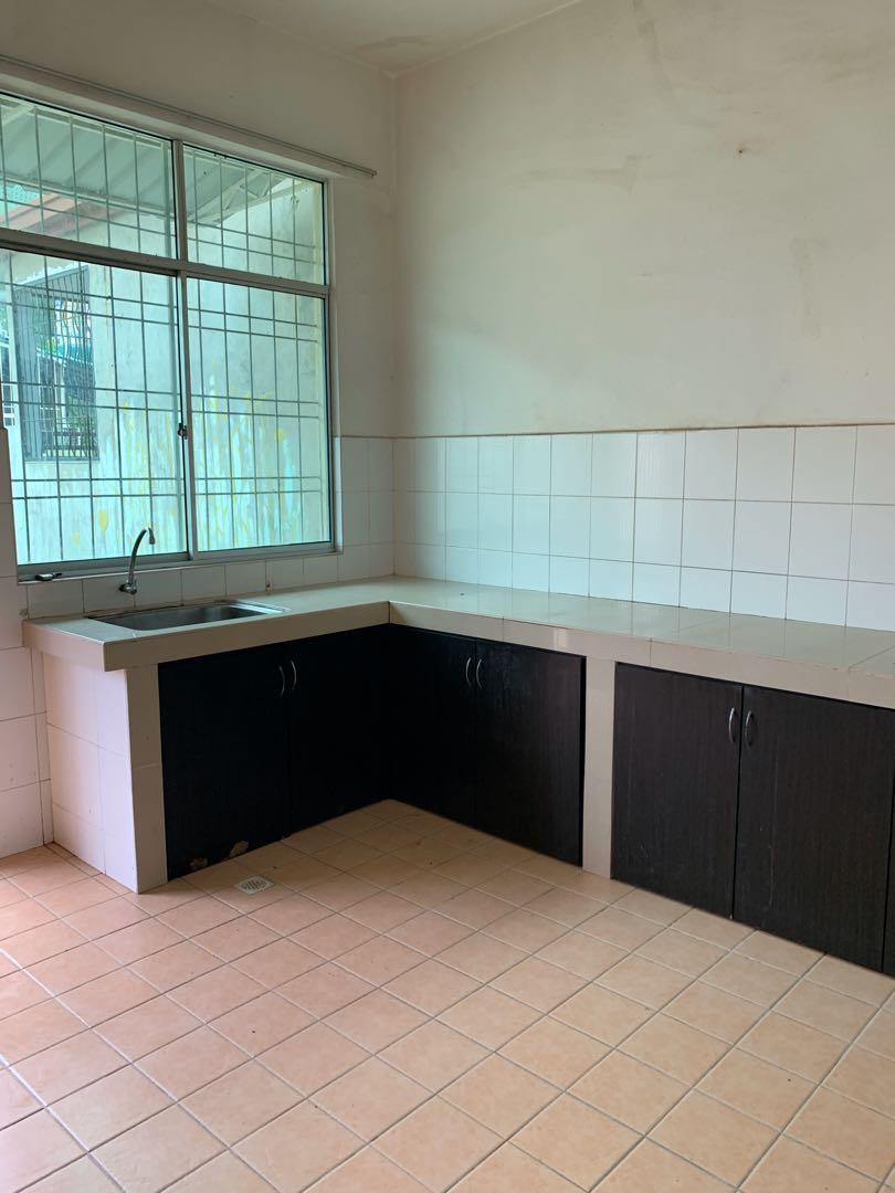 Kingfisher House Near UMS 1Borneo Hospital Likas Inanam, Property