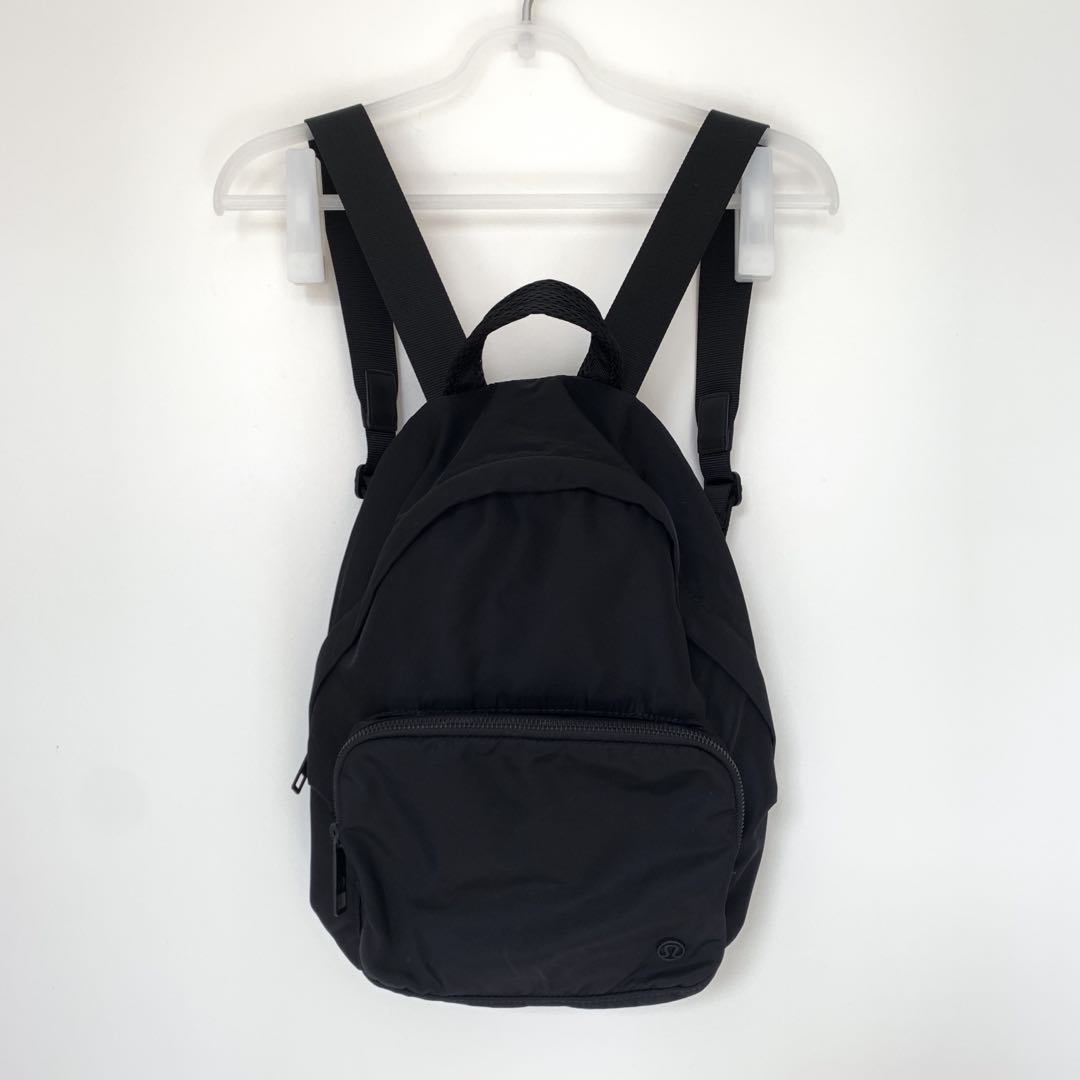 lululemon everywhere backpack mini
