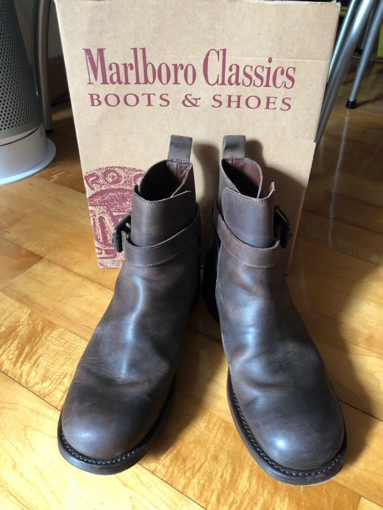 Classics Boots Shoes, 鞋, 西裝鞋- Carousell