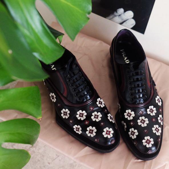 PRADA Women's Lace-Up Oxford Shoes (100% Authentic), Women's Fashion,  Footwear, Flipflops and Slides on Carousell