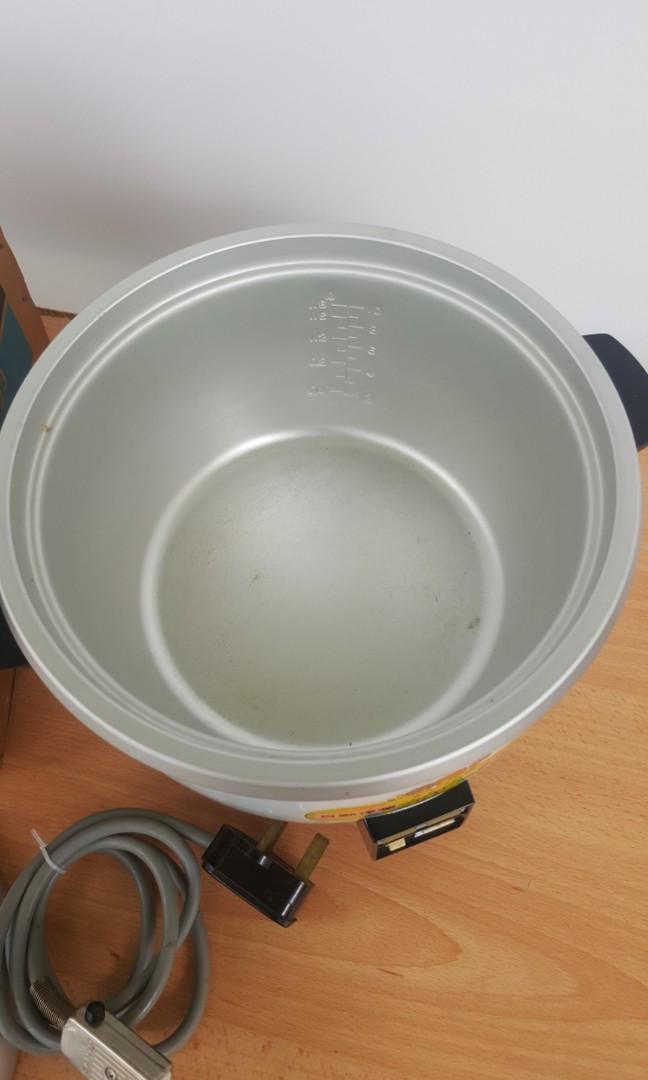 Rice Cooker 1.8L Sanyo Made In Japan, TV & Home Appliances, Kitchen