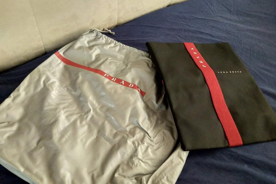 Shoe bag (Category: Sneakers) located in Pasig City. Submitted by quickstorm_4239cb (Listing ID 277432128, Image 1). Description: Authentic Prada - shoe bag.