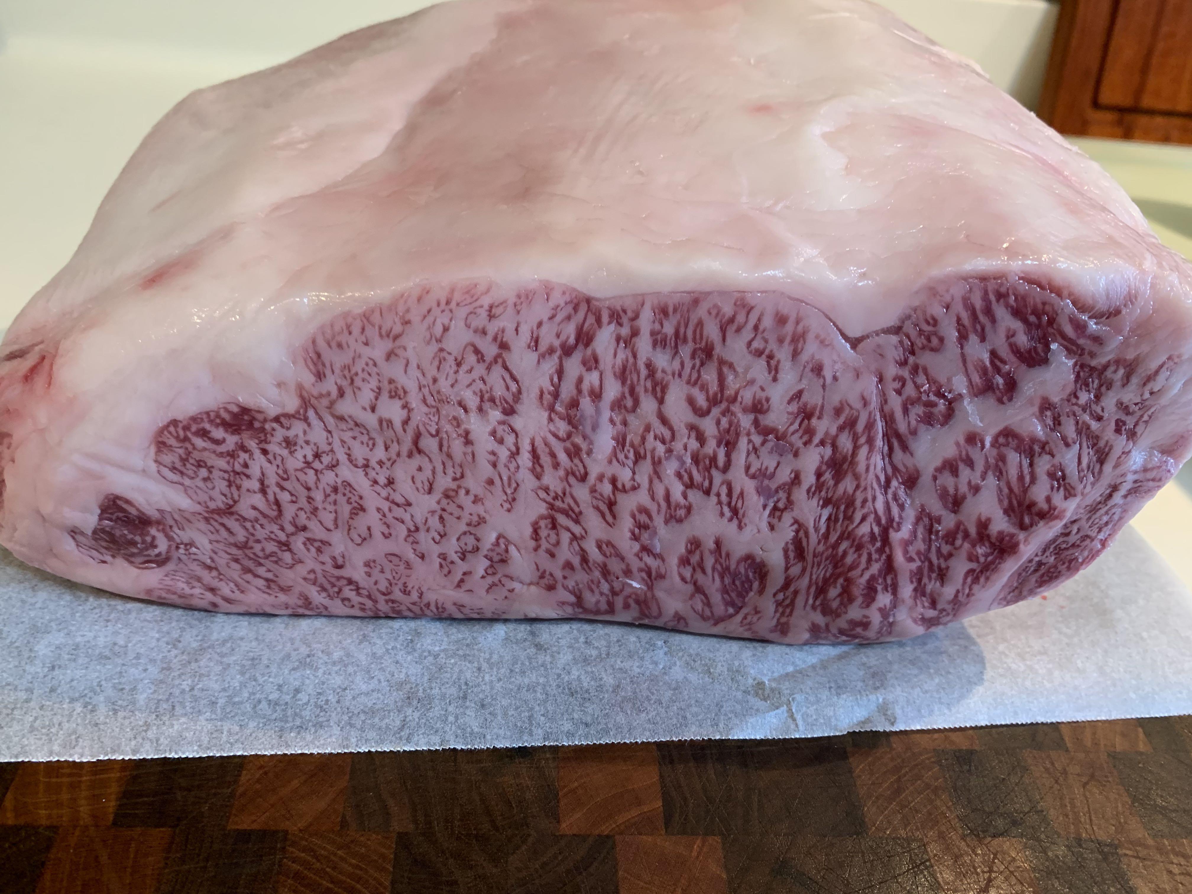 Umai Dry Aging Bags Umai Dry Updated 4th May 2021 Now It S Easy To Dry Age Meat In Your Own Refrigerator Everything Else On Carousell