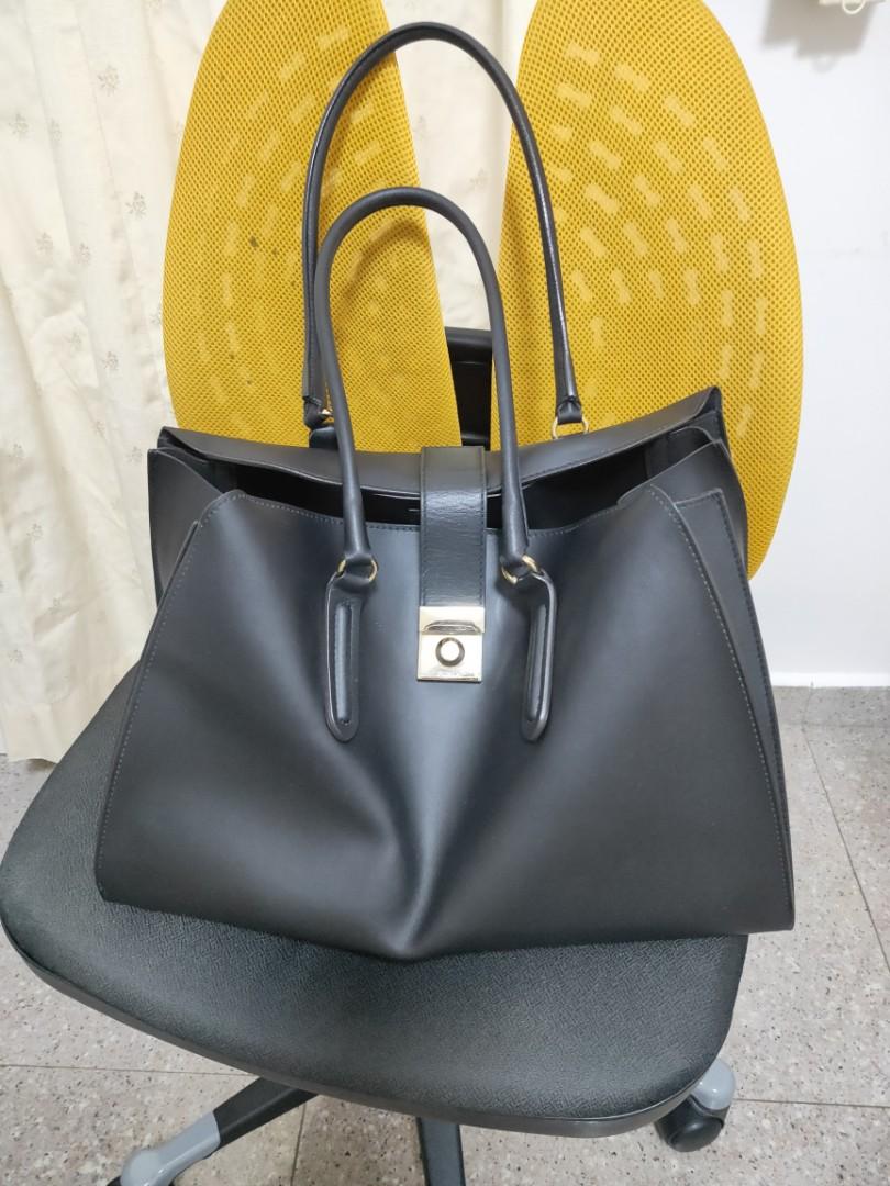 Furla best sale purse sale