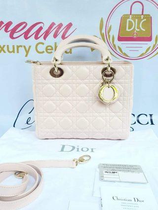 Authentic Lady Dior In light pink medium size preloved