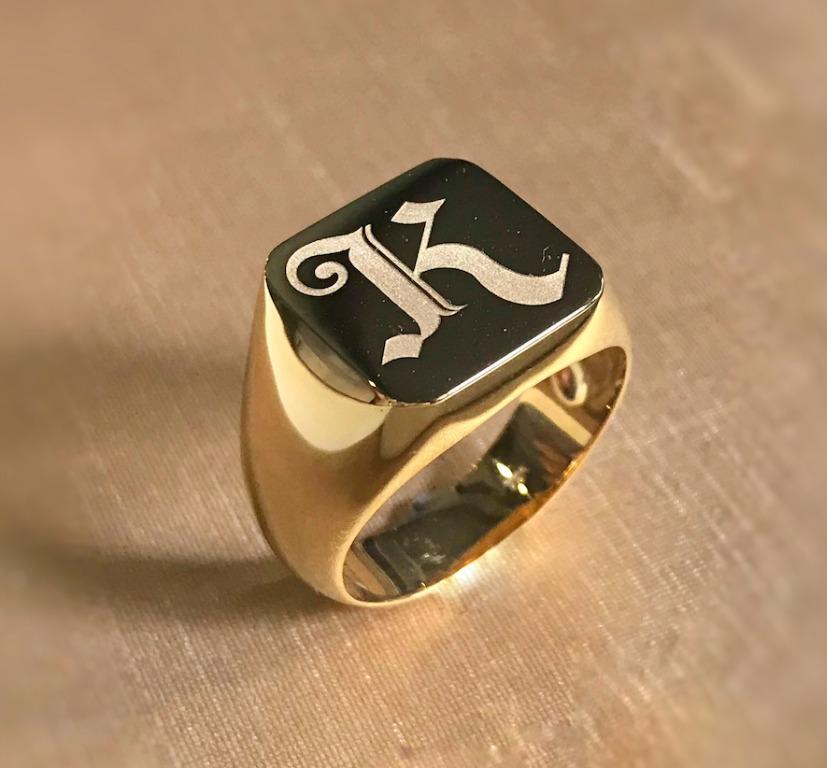 Alexo Signet Men Ring, Customised Modern Signet Ring, 18K Yellow Gold ...
