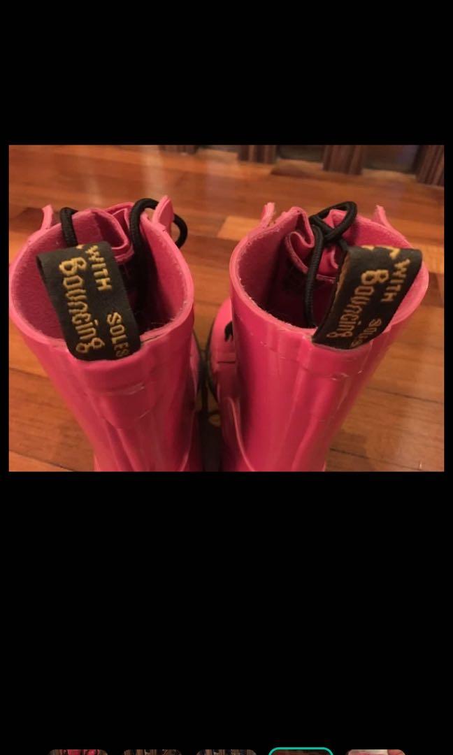 Dr martens air wizz clearance