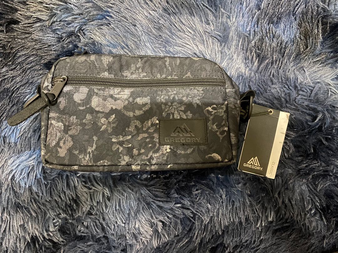 Gregory padded store shoulder pouch