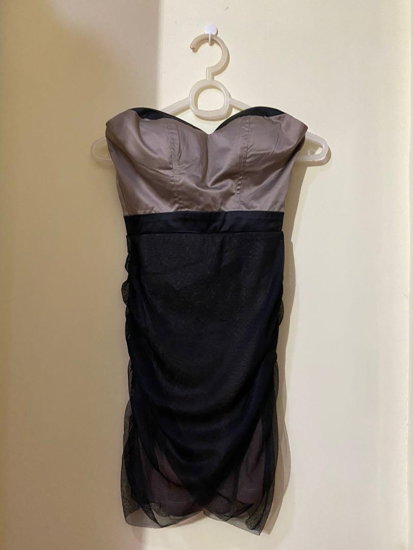 Lace cocktail dress (Category: Evening dresses & gowns) located in Muntinlupa City. Submitted by thecatwalk (Listing ID 277525327, Image 2). Description: Used once Sweetheart corset style Silk Bronze top and black lace bottom Bodycon dress Corset style Super sexy Body hugging Form fitting #lbd #sexydress #cocktail dress.