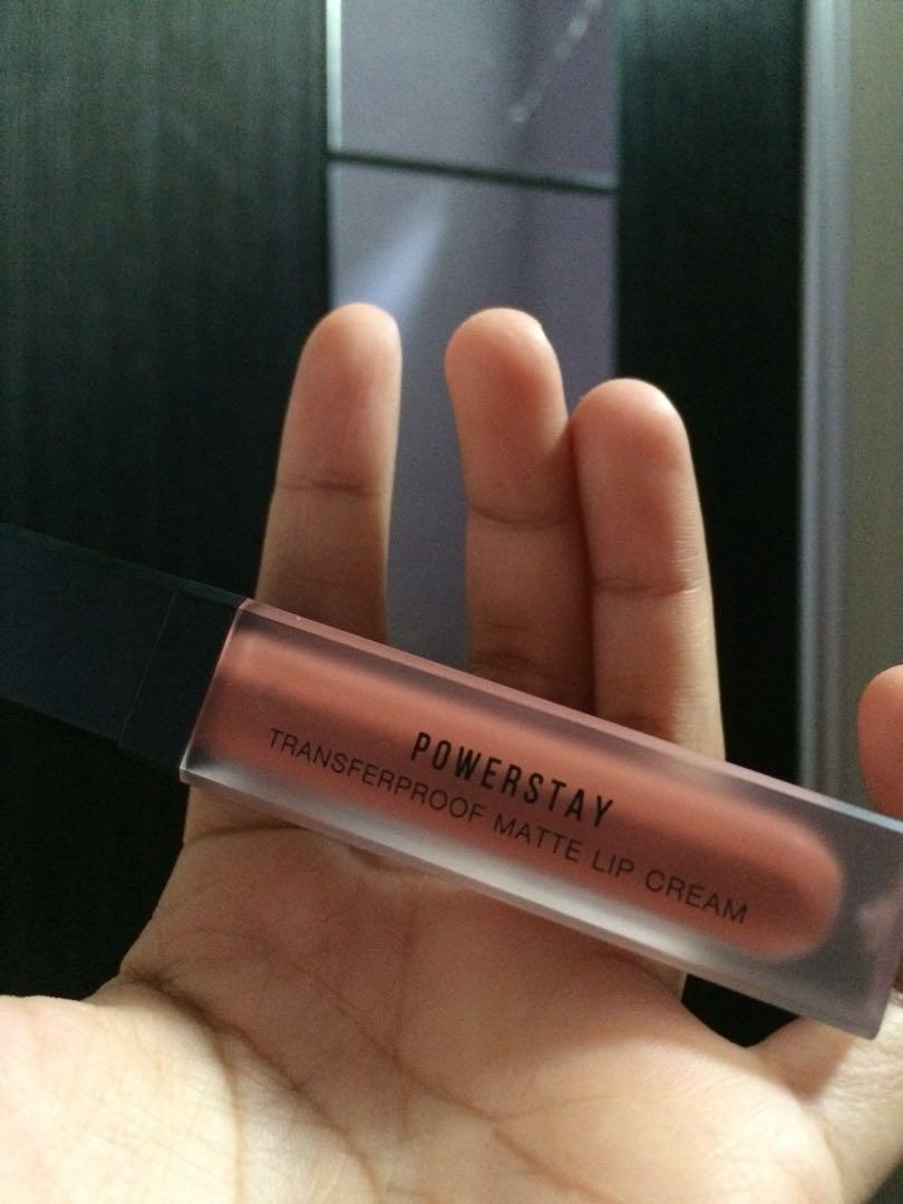 Review Make Over Powerstay Transfer Proof Matte Lip Cream