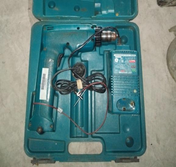 Makita 6095d battery shop