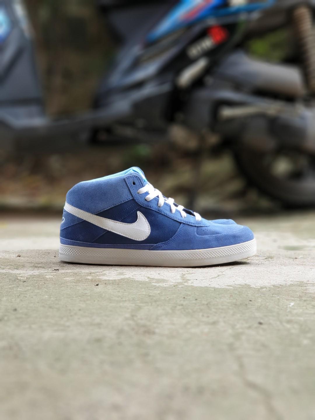 Nike mavrk mid 2