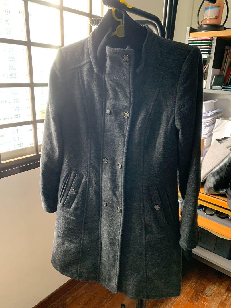 Winter Jacket (Category: Coats, Jackets and Outerwear) located in Singapore. Submitted by ashrithaa (Listing ID 277478923, Image 1). Description: .