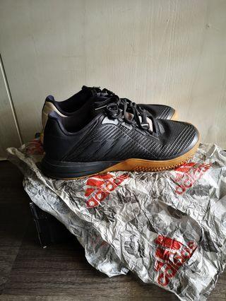 larrie shoes wikipedia