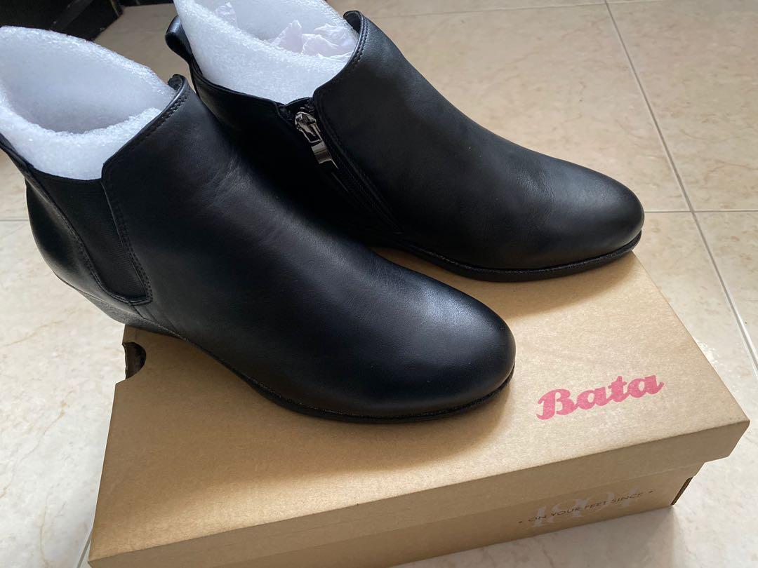 bata boots for ladies