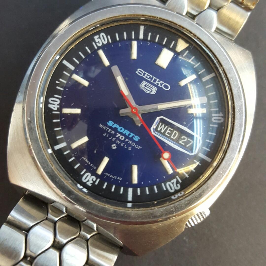 Blue Seiko 5 Sports Day-Date Vintage Watch, Men's Fashion, Watches &  Accessories, Watches on Carousell