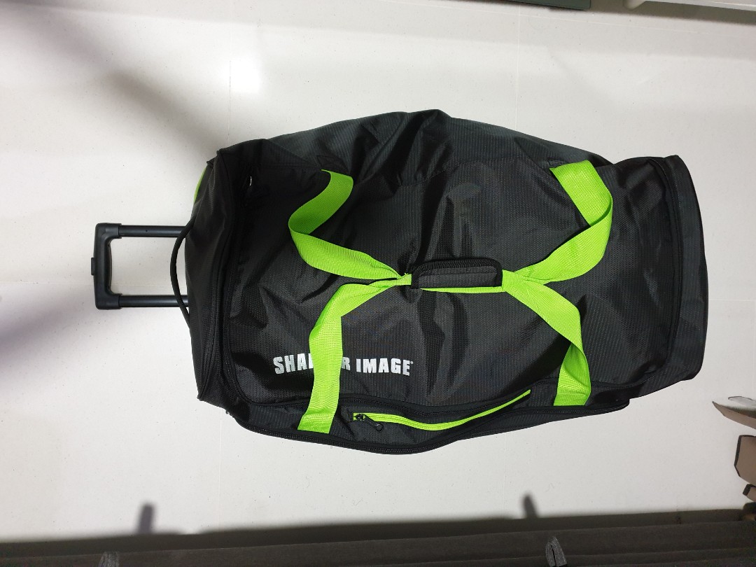 Duffle bag - luggage (Sharper Image 