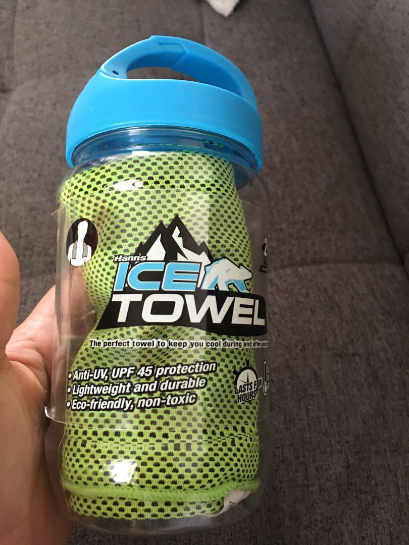 Gym / Sports towel (Category: Activewear) located in Antipolo. Submitted by charmvi (Listing ID 277695225, Image 1). Description: .