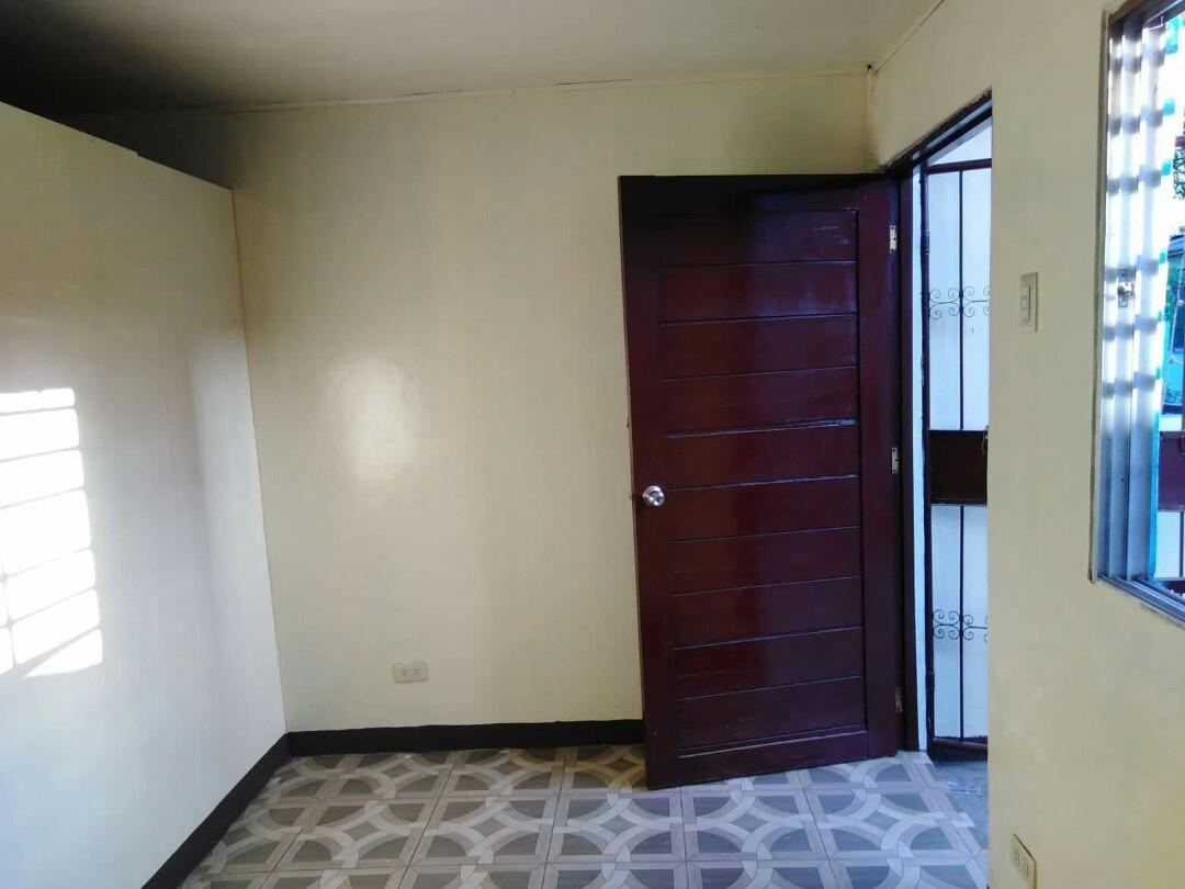 HOUSE FOR RENT in Dasmarinas Cavite nr. Paliparan,SM SAVEMORE,Chowking