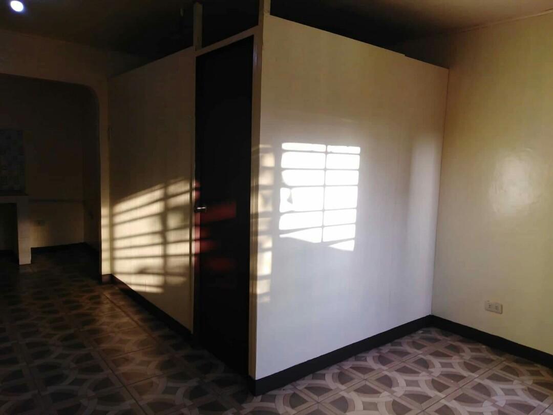 HOUSE FOR RENT in Dasmarinas Cavite nr. Paliparan,SM SAVEMORE,Chowking