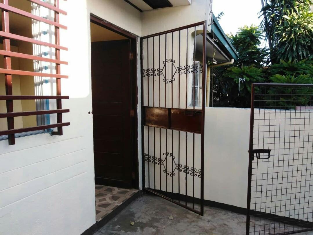 HOUSE FOR RENT in Dasmarinas Cavite nr. Paliparan,SM SAVEMORE,Chowking