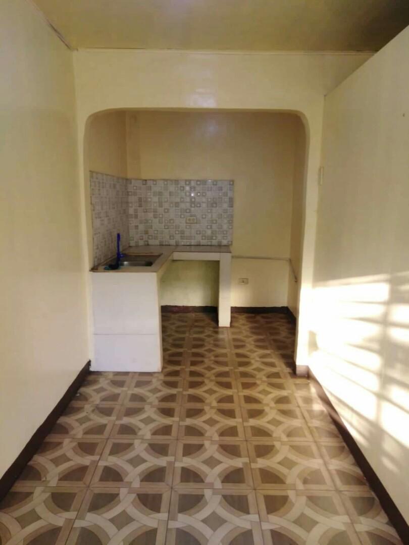 HOUSE FOR RENT in Dasmarinas Cavite nr. Paliparan,SM SAVEMORE,Chowking