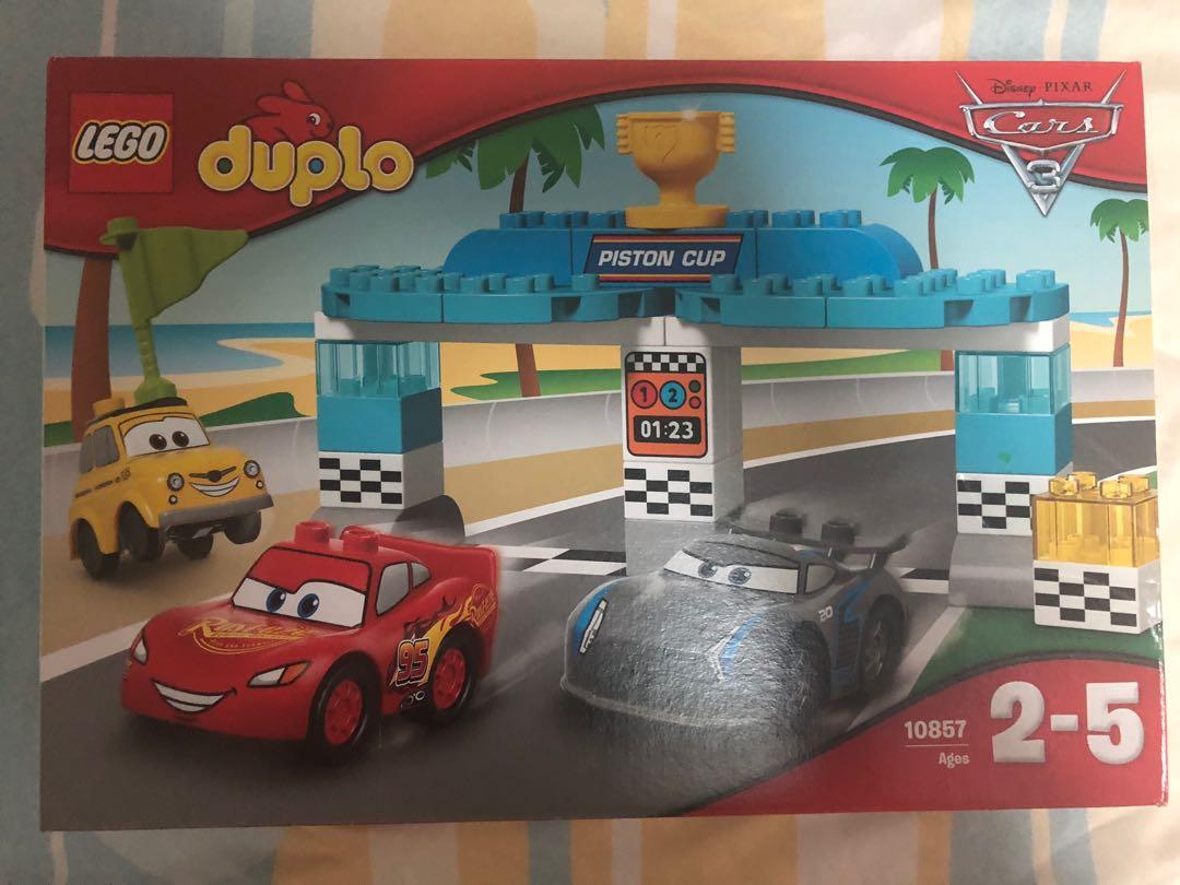 duplo piston cup race