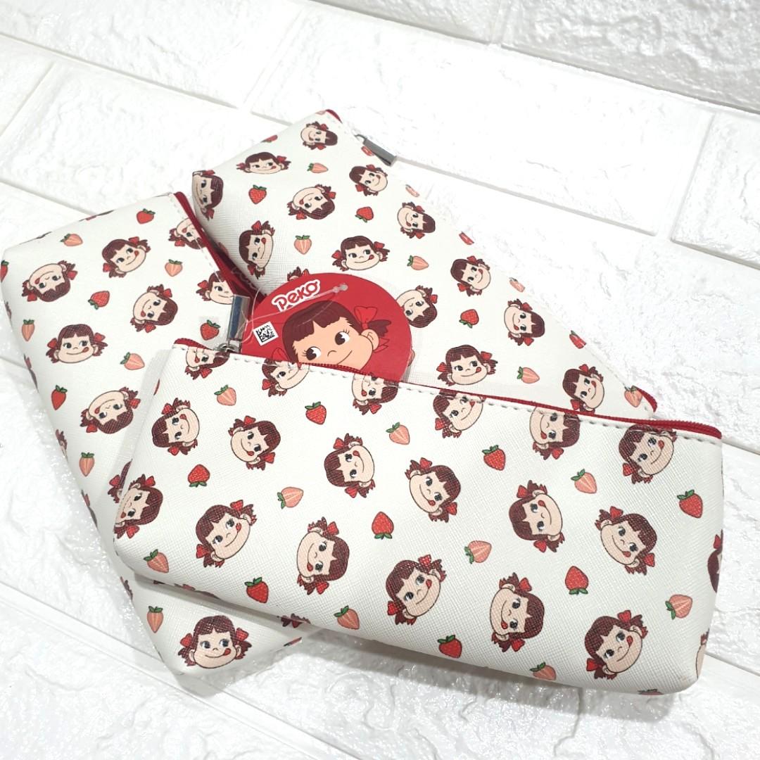 Peko chan pencil case and mechanical pencil (Category: Stationery & School Supplies) located in Santa Rosa. Submitted by kaydecluttersnow (Listing ID 277619727, Image 2). Description: Brand new Japanese brand Peko-chan character merchandise! Synthetic canvas-like material pencil case that has Peko-chan print all over and red mechanical pencils. Pencil case- P250 Mechanical pencil- P250 Combination of pencil case and mechanical pencil- P450 only (