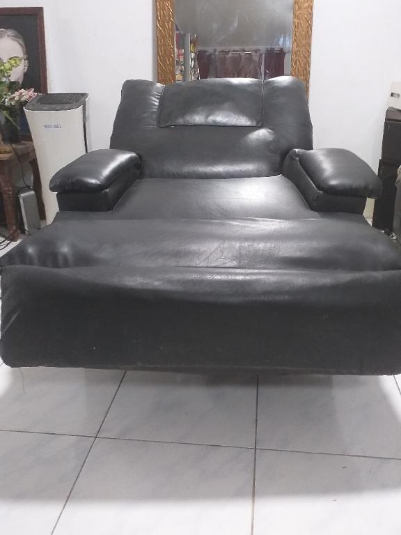 Recliner Sofa with Massager, Furniture & Home Living, Furniture, Sofas