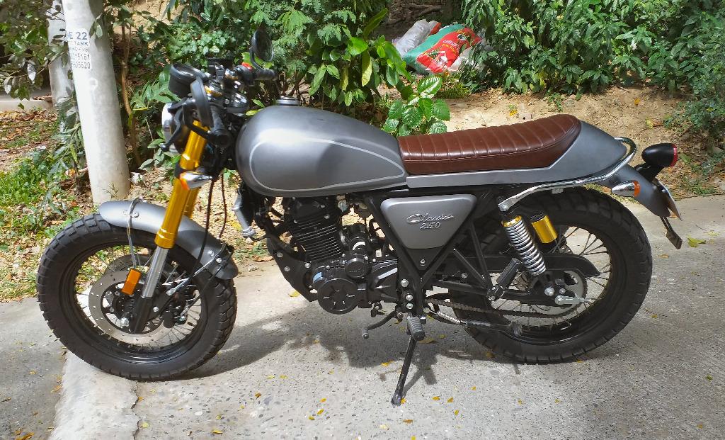 Rusi Classic 250 Motorbikes Motorbikes For Sale On Carousell