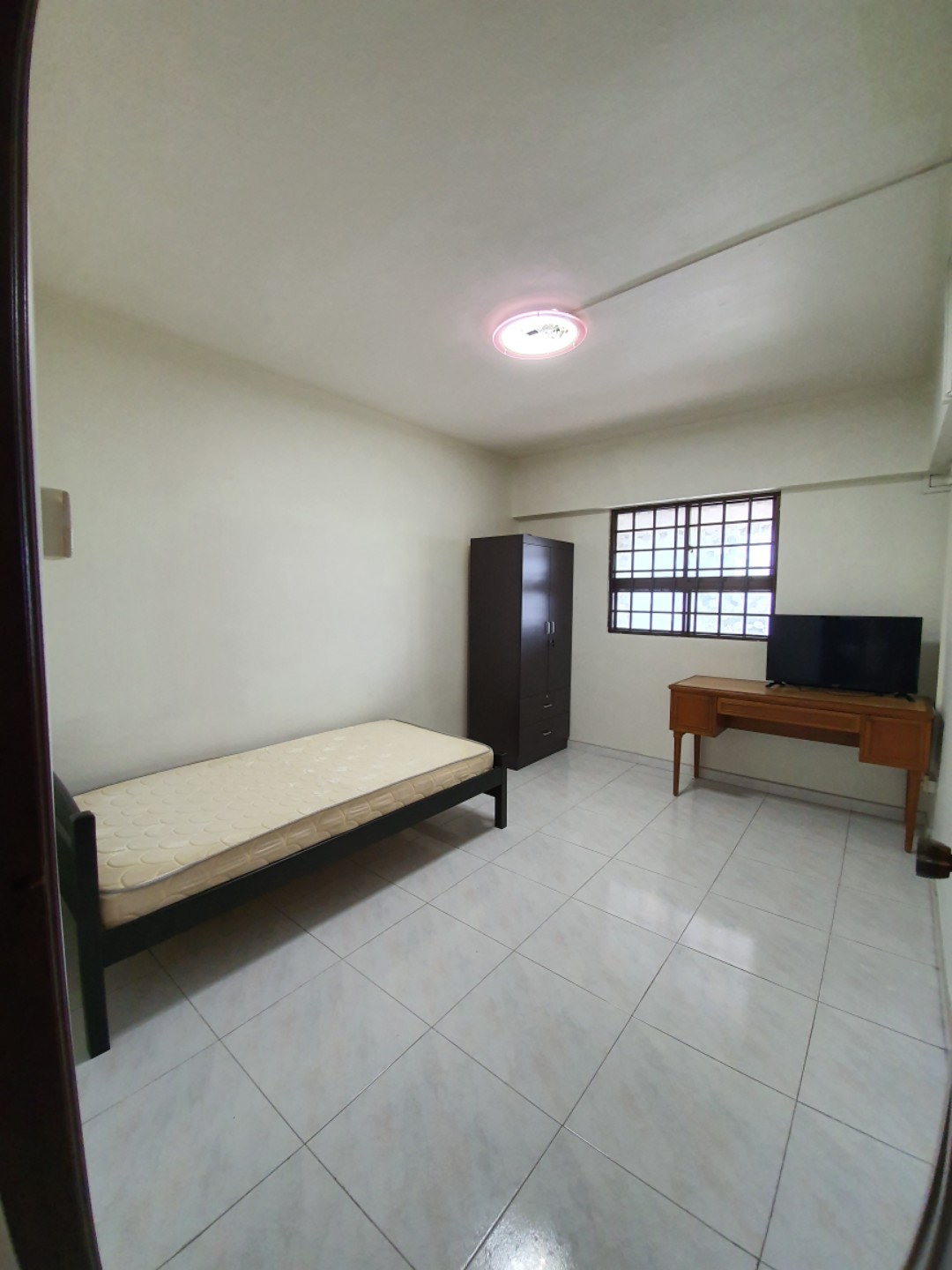 (Category: ) located in . Submitted by ashng (Listing ID 277826433, Image 1). Description: .