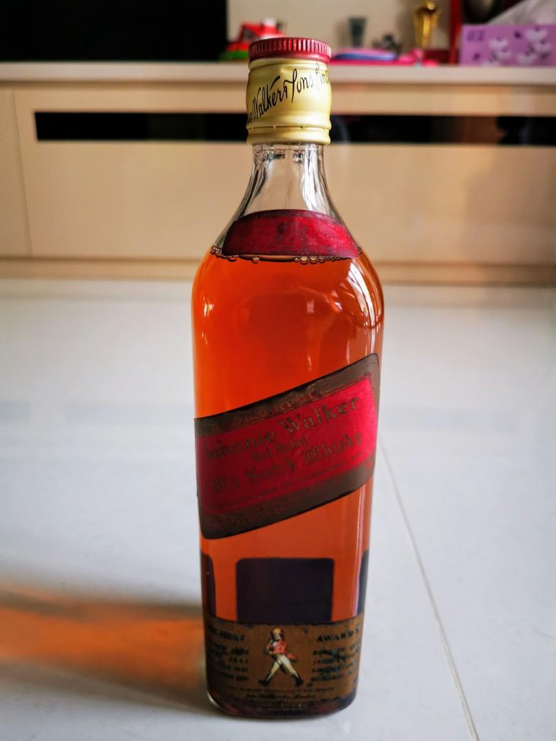 25 Years Old Vintage Johnnie Walker Red Label Vintage Collectibles Vintage Collectibles On Carousell Johnnie walker red label empty tin box limited edition design. carousell