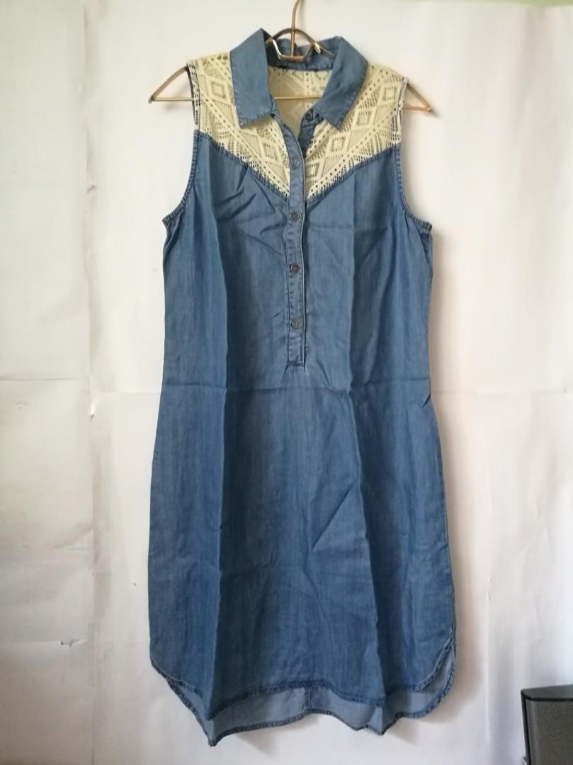 CHAMBRAY tribal lace pattern shirt dress (Category: Dresses) located in Quezon City. Submitted by dieldy2388 (Listing ID 277777869, Image 1). Description: lightly used - 18 inches wide - 36 inches long - has small belt loops - scoop hem.