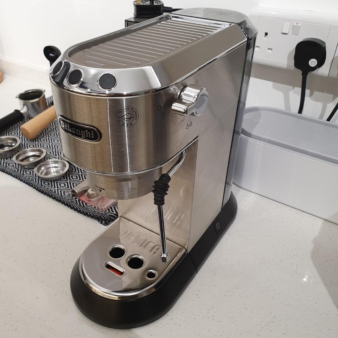 Delonghi dedica ec685 steamward mod+ grinder + free accessories, TV