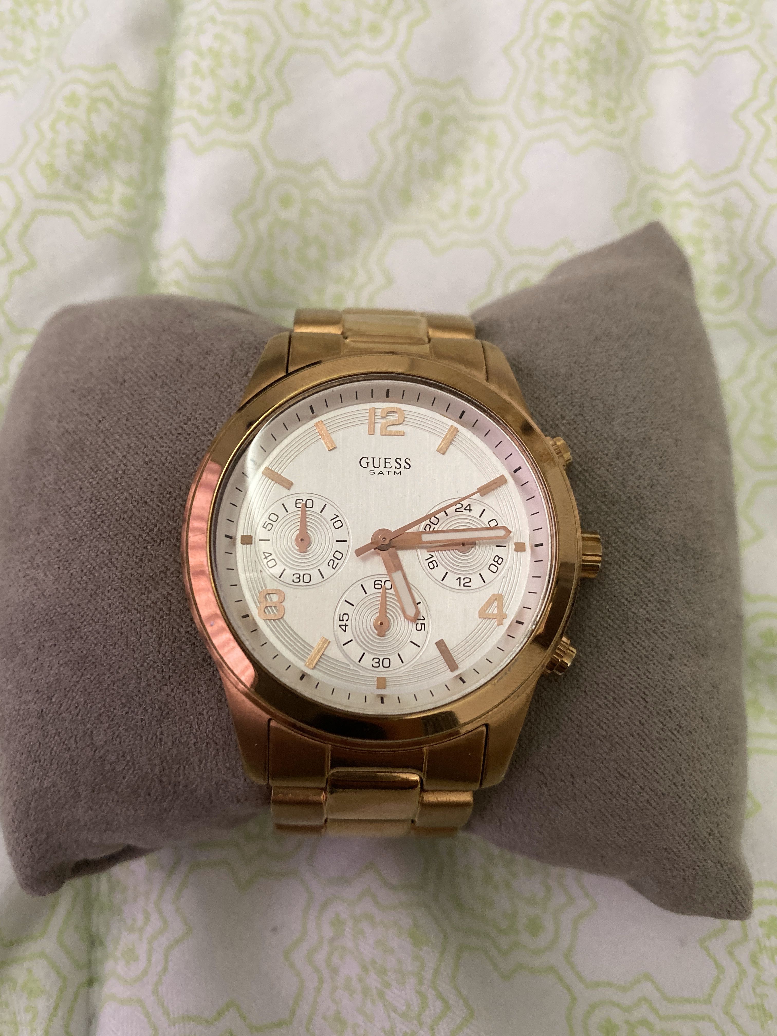 guess mini spectrum watch