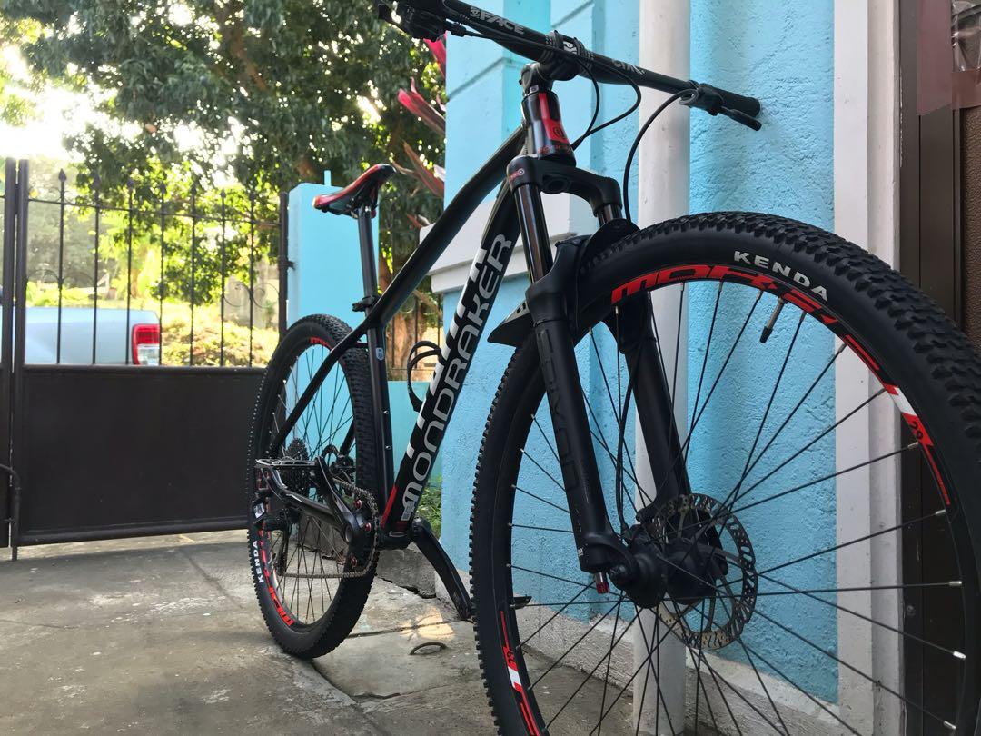 Moondraker Leader 29 2018 (Category: Bicycles) located in San Pedro. Submitted by gianlb (Listing ID 277901420, Image 1). Description: 29er Frame size: Medium Epixon 140mm fork Raceface 6c carbon handlebar Raceface affect stem Wolftooth oval chainring 32t Box one drivetrain Shimano XT crank Spank pedals Funn handle grips Used only for weekend trail biking Price is negotiable Feel free to message me Meetups: San Pedro Area, Alabang Area.