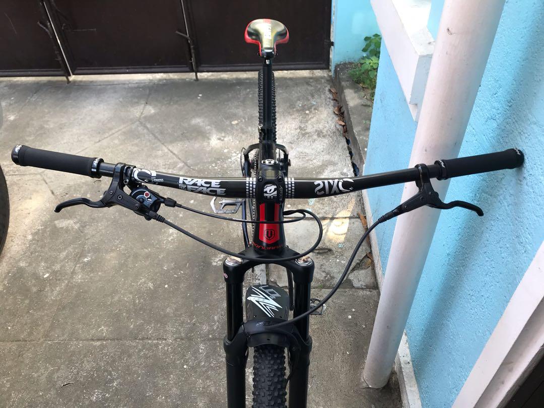Moondraker Leader 29 2018 (Category: Bicycles) located in San Pedro. Submitted by gianlb (Listing ID 277901420, Image 2). Description: 29er Frame size: Medium Epixon 140mm fork Raceface 6c carbon handlebar Raceface affect stem Wolftooth oval chainring 32t Box one drivetrain Shimano XT crank Spank pedals Funn handle grips Used only for weekend trail biking Price is negotiable Feel free to message me Meetups: San Pedro Area, Alabang Area.