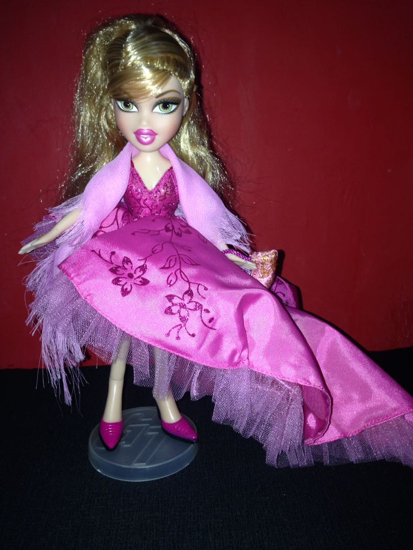 Bratz top holiday trinity