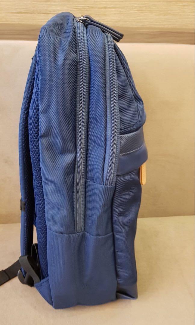 Samsonite Davos Lap Backpack, Men's Fashion, Bags, Backpacks on Carousell