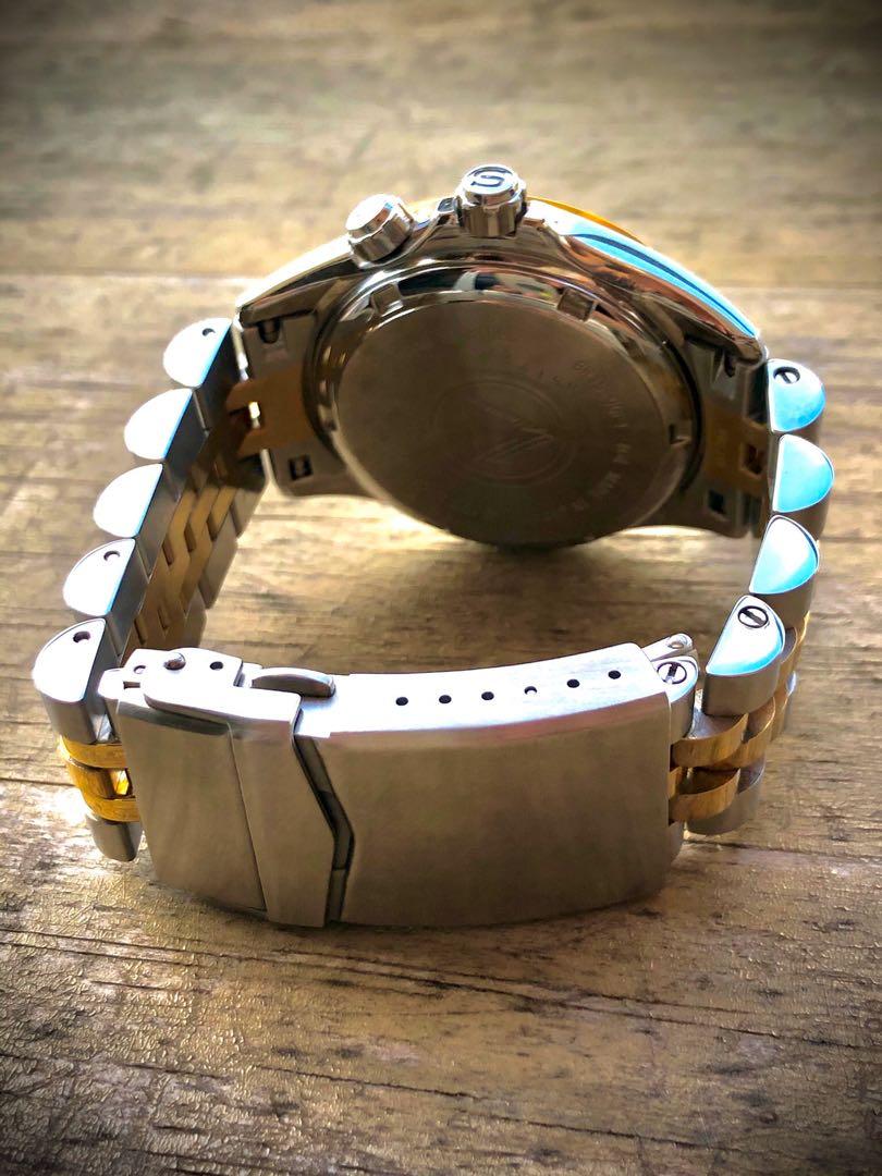 Seiko Alpinist Green with 2 tone strapcode jubilee bracelet, Mobile