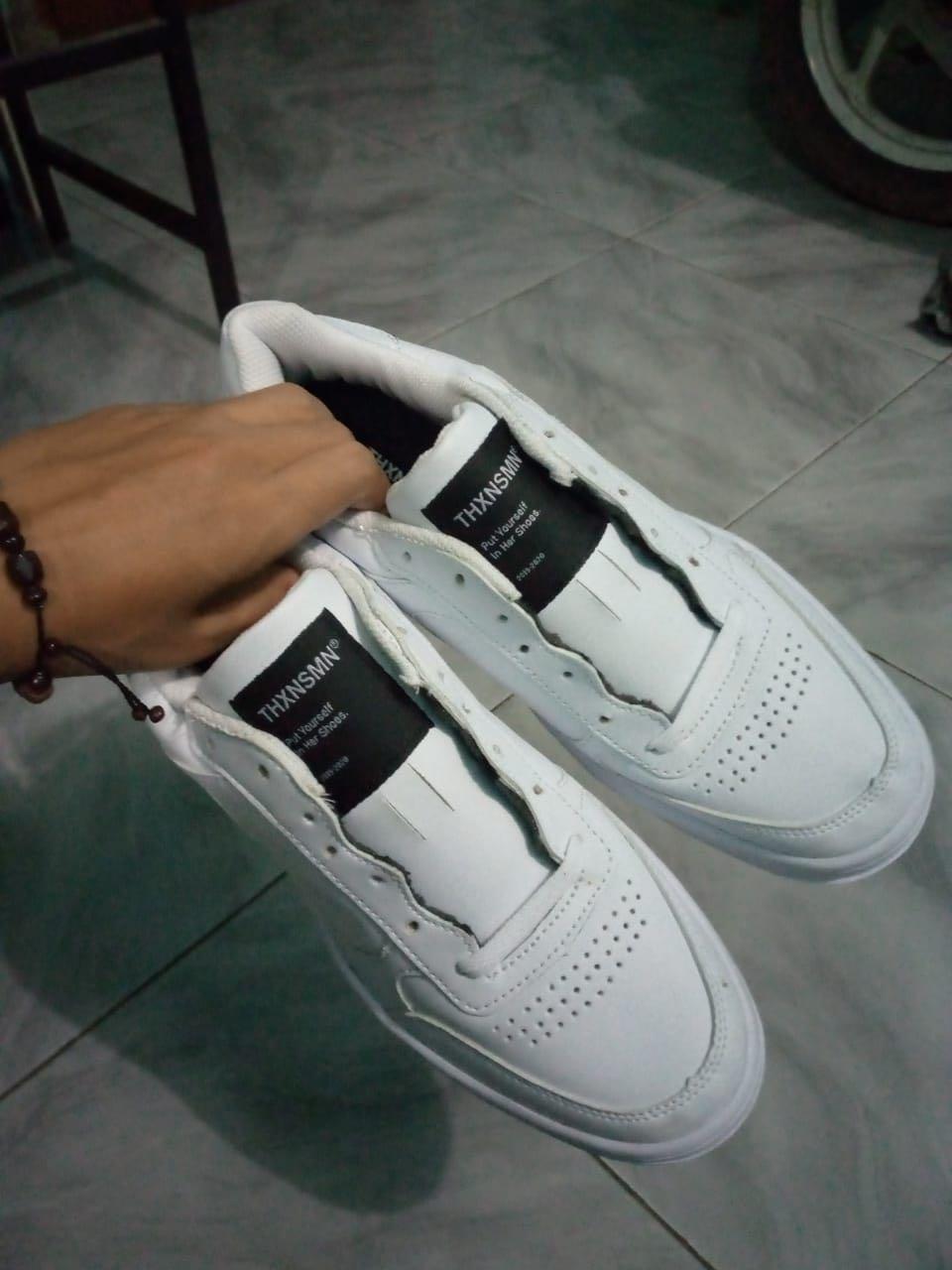 Sepatu Thanksinsomnia Bone Size 42 Fesyen Pria Sepatu Sneakers Di Carousell