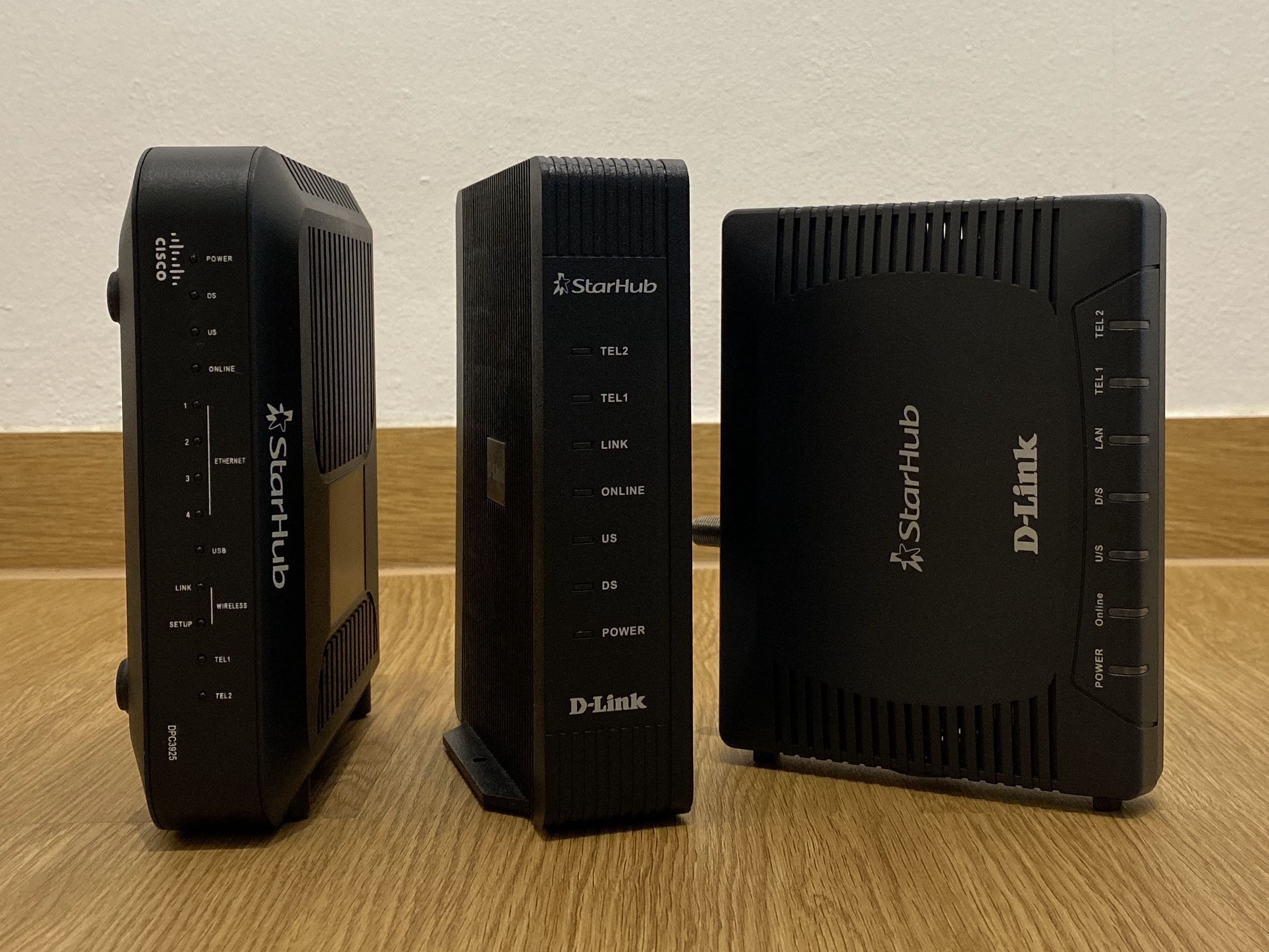 Starhub modem and router, Computers & Tech, Parts & Accessories