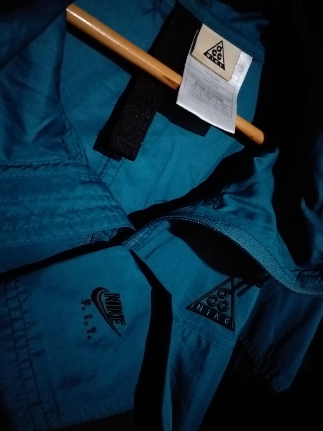 Vintage nike ACG windbreaker jacket (packable) (Category: Hoodies) located in Cavite. Submitted by azyyy_ (Listing ID 277887081, Image 3). Description: Vintage Nike ACG windbreaker jacket (packable) Large 25 Width 30 Length Verygood condition 1500 +shipping fee.
